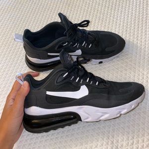 nike air270 react sneaker